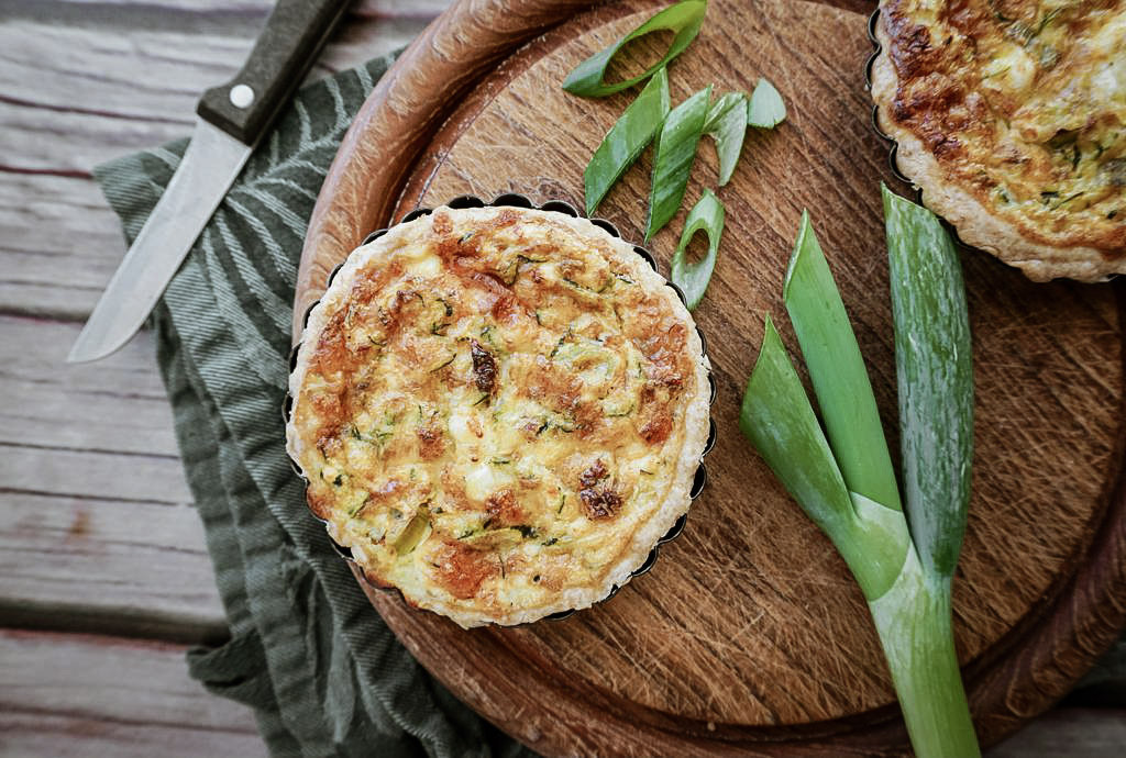 Zucchini Miniquiche mit Feta