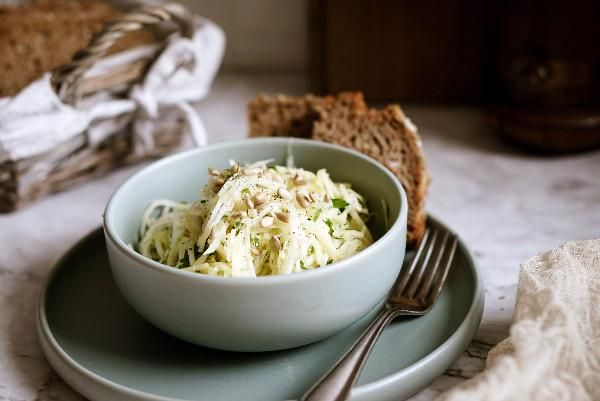 Produktfoto zu Rezeptkarte Kohlrabisalat