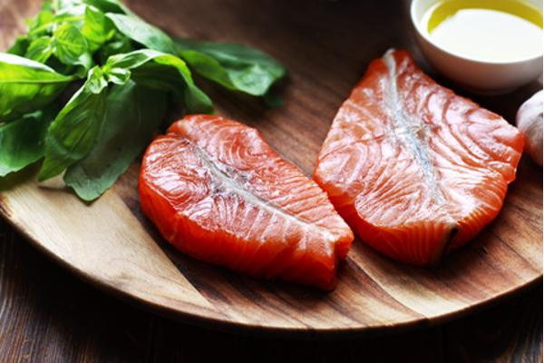 Produktfoto zu Lachsfilet mit Haut mariniert ca. 250g Fischhaus am See