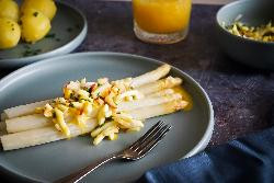 Produktfoto zu Rezeptkarte Spargel mit Vinaigrette