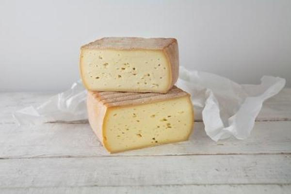 Produktfoto zu Hofkäse 50% Backensholzer Hof